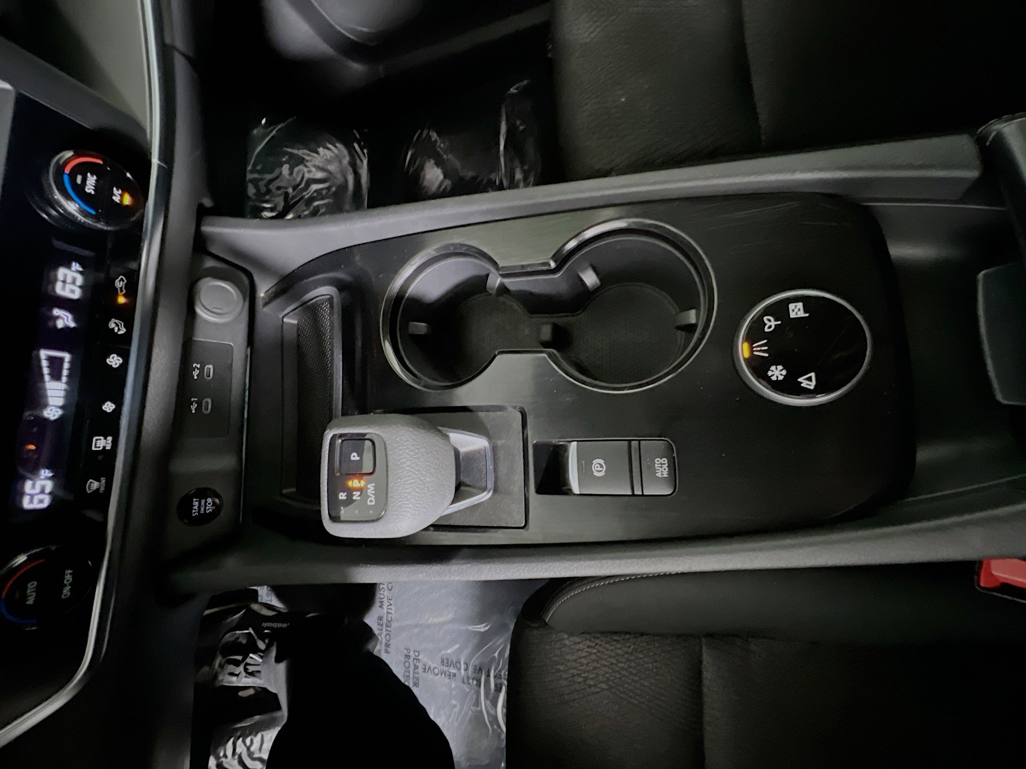 Used 2024 Nissan Rogue SV image 25