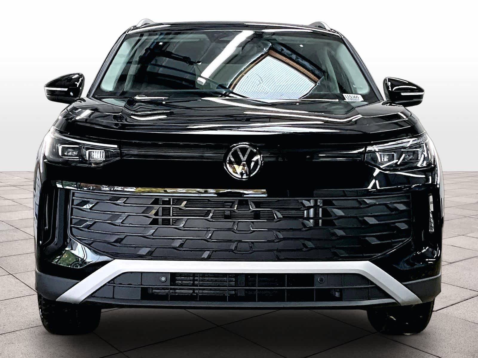 New 2026 Volkswagen Tiguan SE image 5