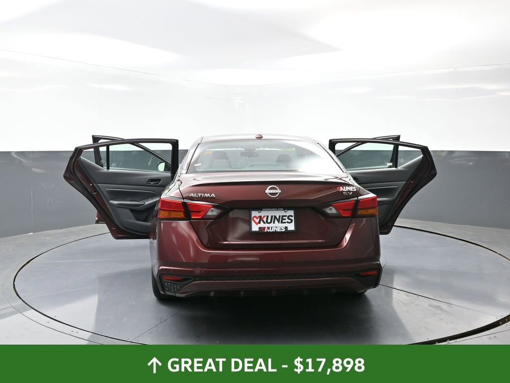 Used 2024 Nissan Altima 2.5 SV image 58