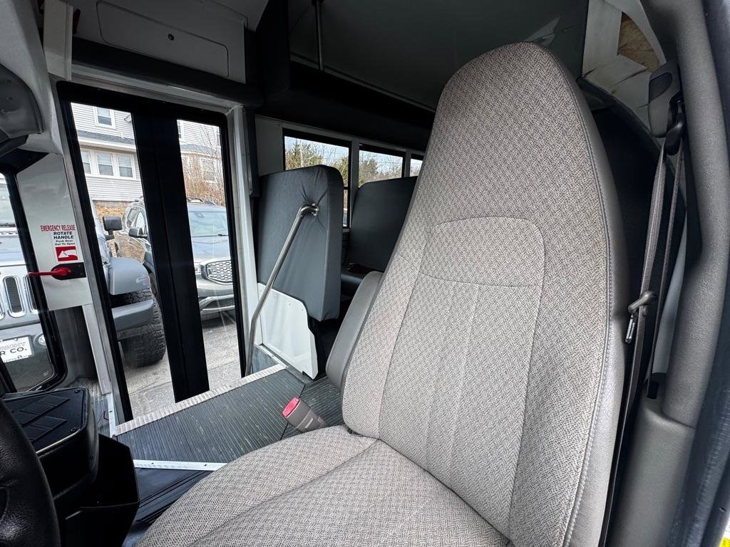 Used 2013 Chevrolet Express 3500 w/ School Bus Package RWD image 11