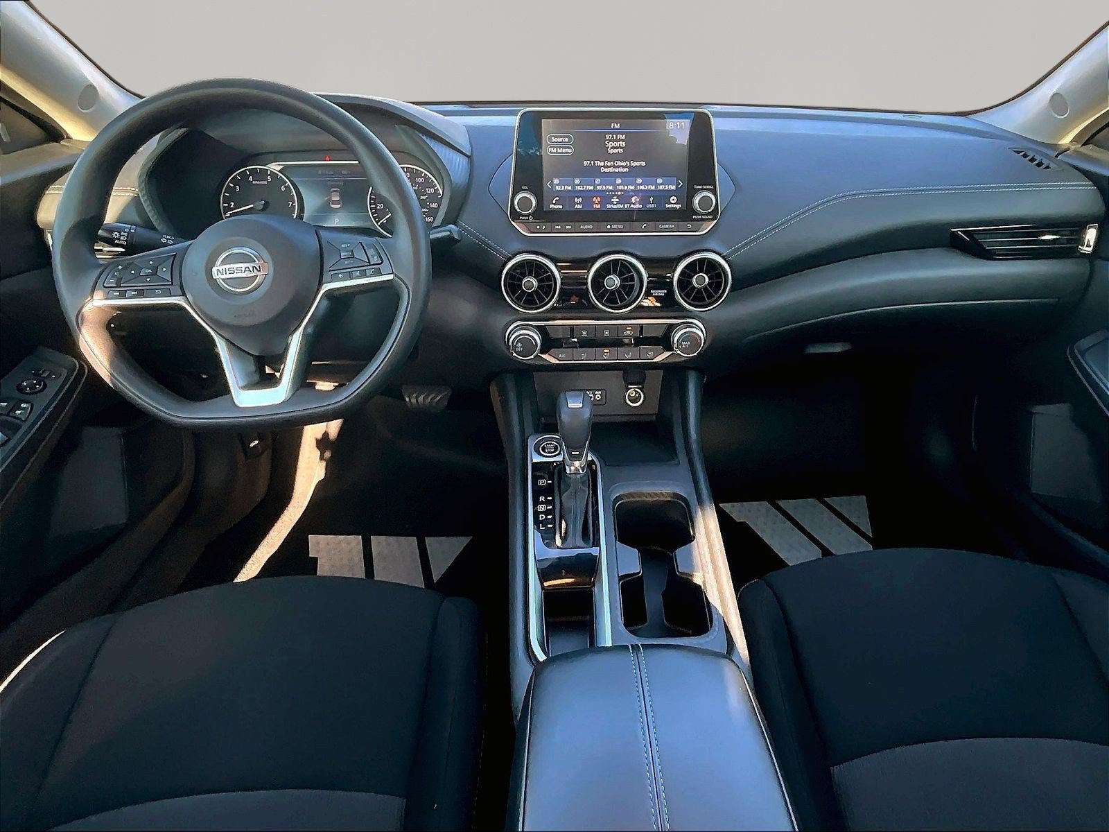 Used 2023 Nissan Sentra SV FWD image 7
