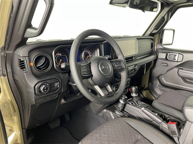 New 2025 Jeep Gladiator Mojave w/ Convenience Group image 2