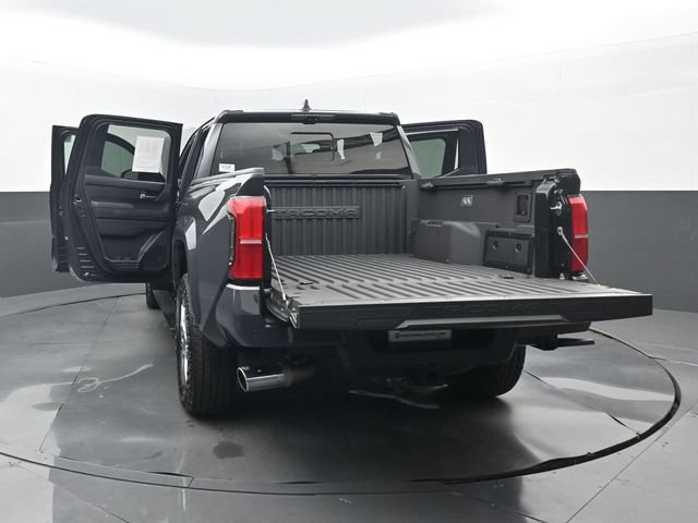 Used 2024 Toyota Tacoma Limited w/ Limited Package (LT) AWD/4WD image 36