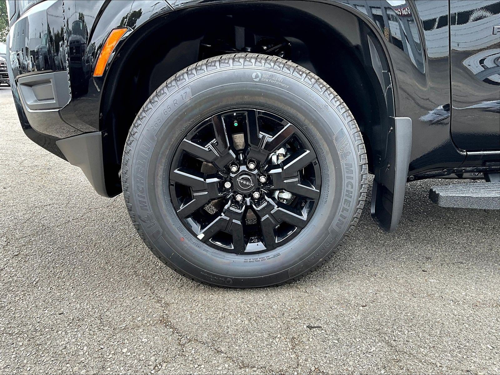 New 2027 Nissan Frontier SV w/ SV Convenience Package AWD/4WD image 22