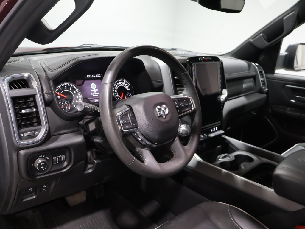 Used 2025 RAM 1500 Laramie AWD/4WD image 15