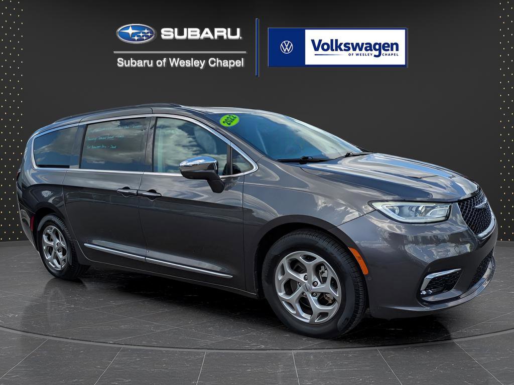 Used 2022 Chrysler Pacifica Limited