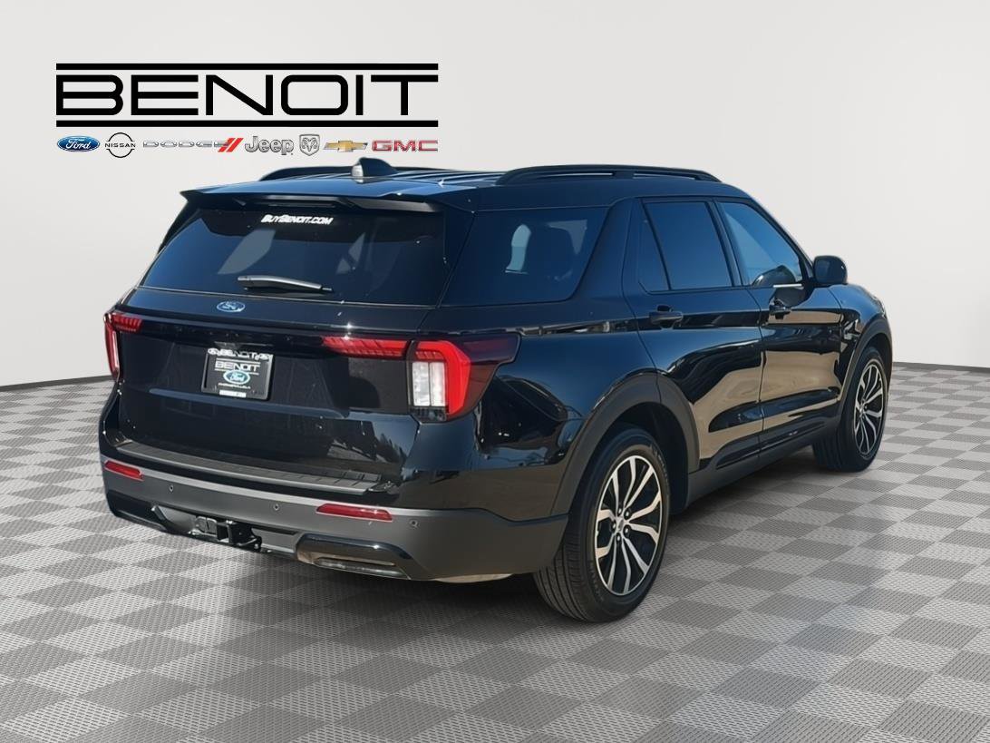 New 2026 Ford Explorer ST-Line image 5