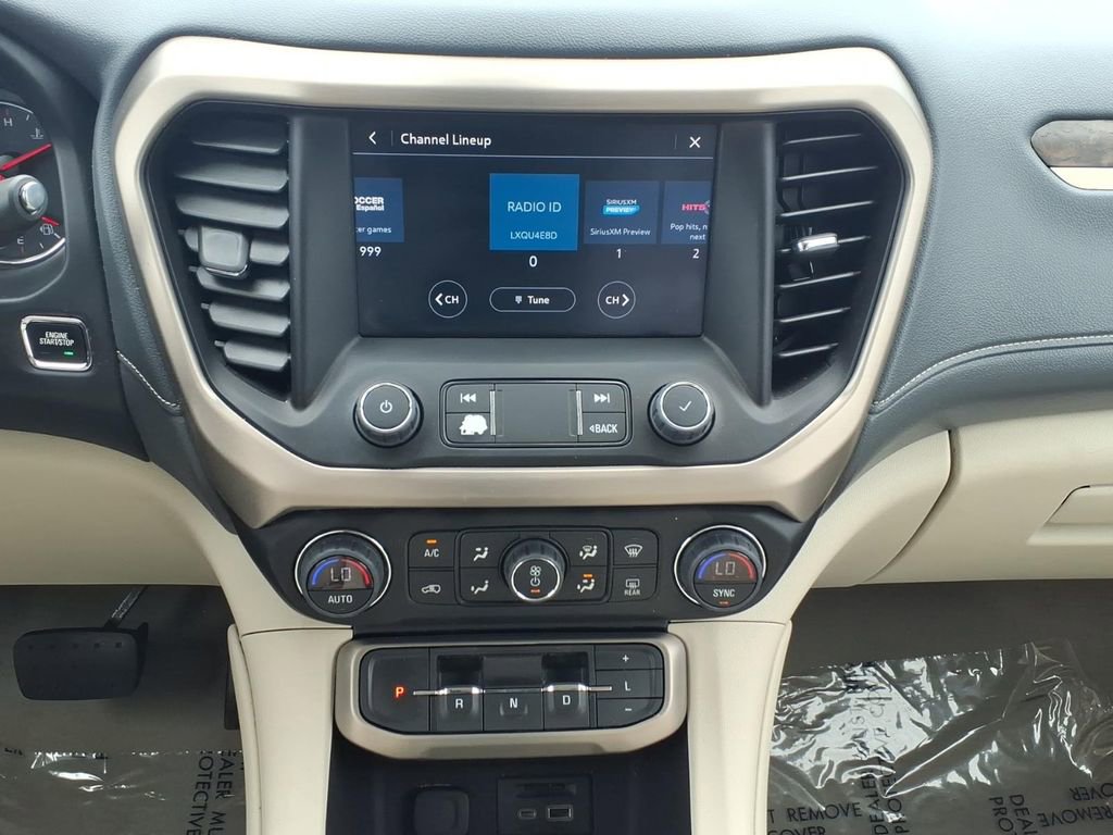 Used 2022 GMC Acadia Denali w/ Denali Ultimate Package FWD image 24