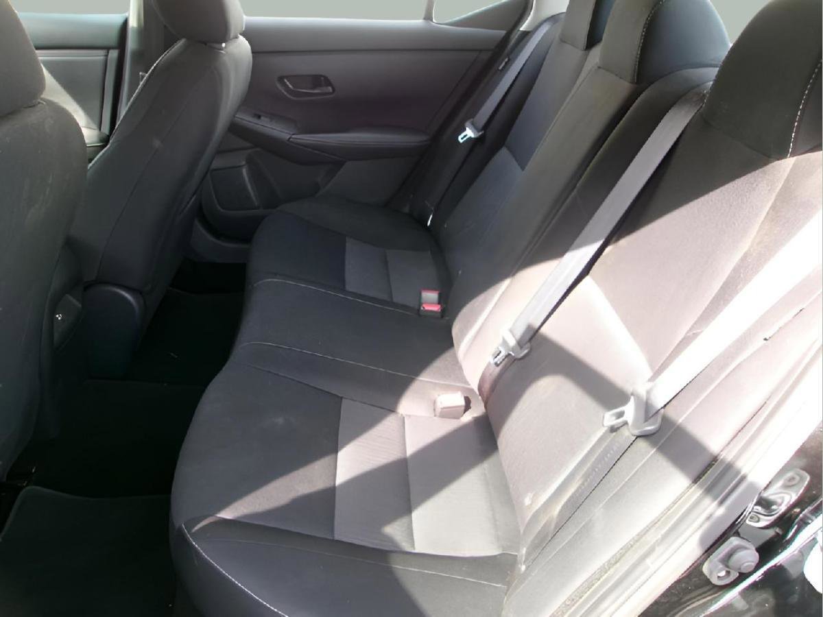 Used 2024 Nissan Sentra SV FWD image 10