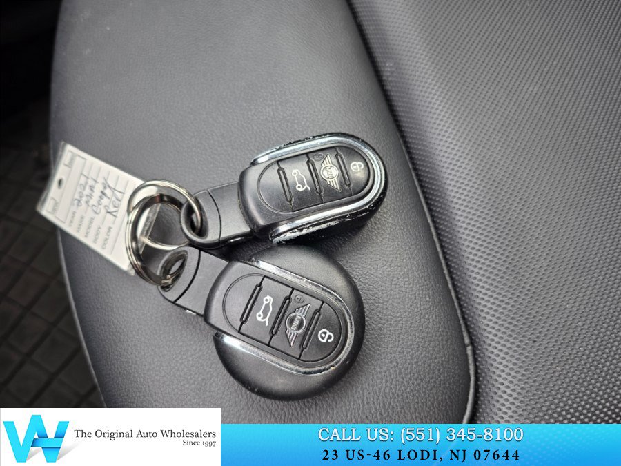 Used 2021 MINI Cooper Clubman S w/ Storage Package AWD/4WD image 22