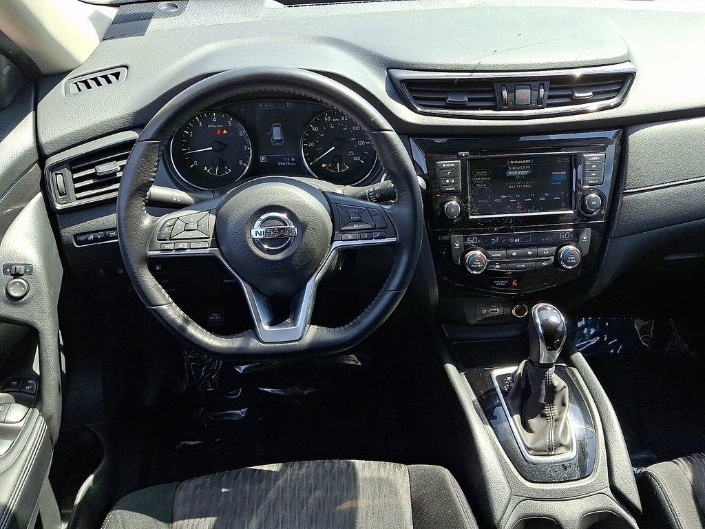 Used 2019 Nissan Rogue SV AWD/4WD image 13
