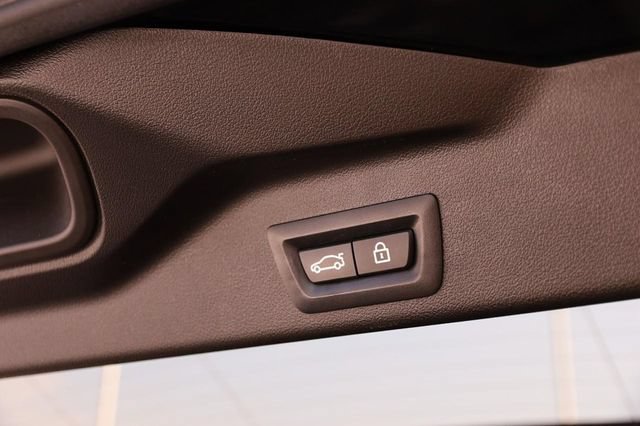Used 2021 BMW X5 xDrive40i AWD/4WD image 8
