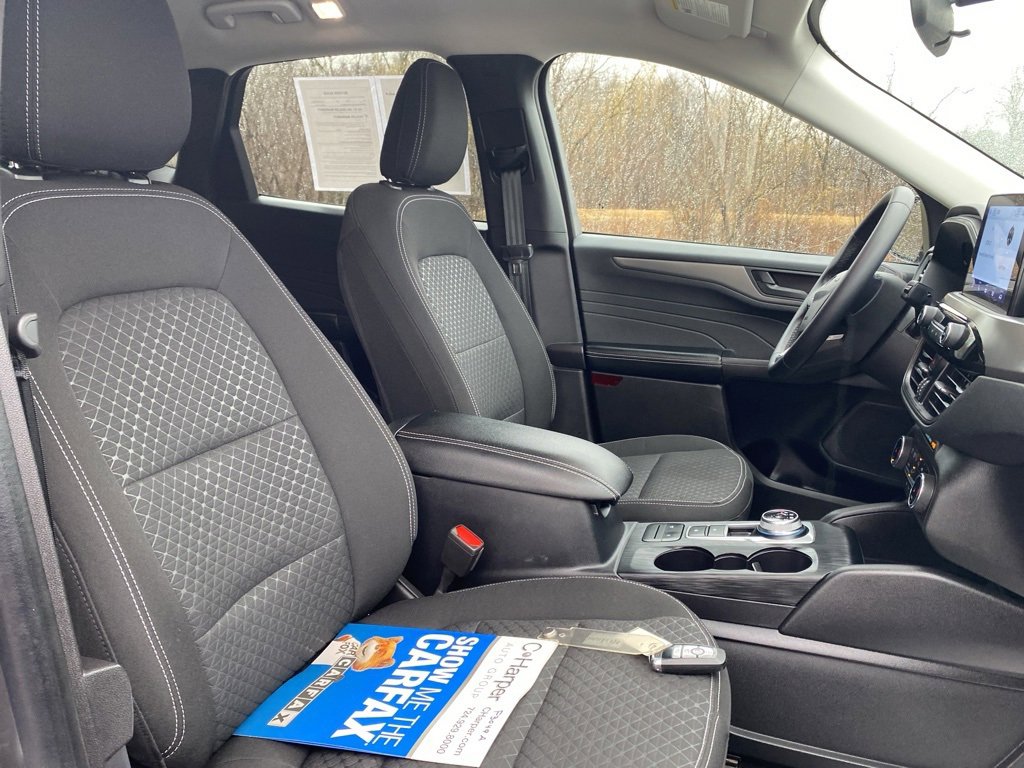 Used 2023 Ford Escape Active image 11