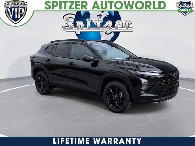 New 2026 Chevrolet Trax LT w/ Midnight Edition image 2
