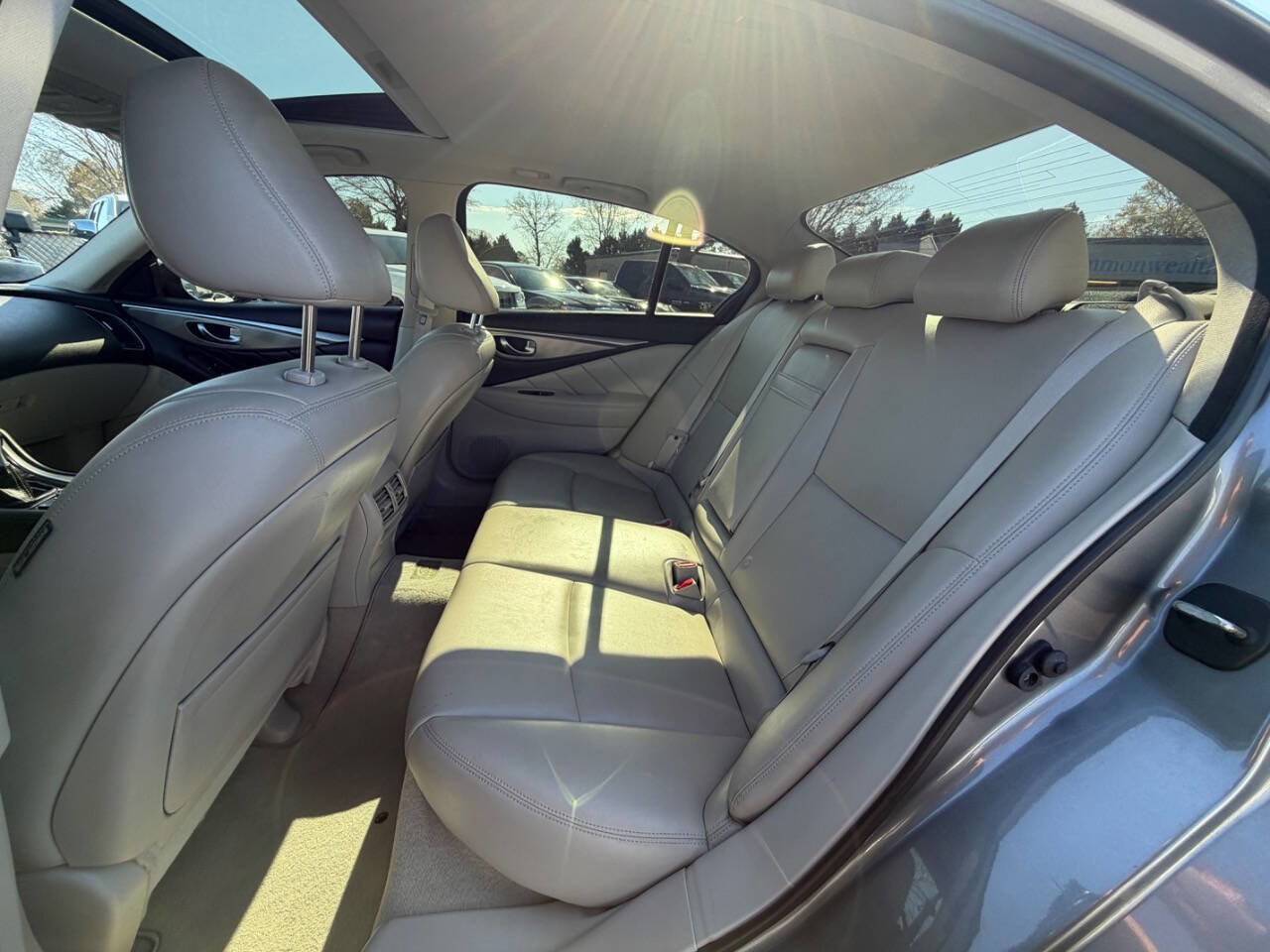 Used 2014 INFINITI Q50 Premium w/ Navigation Package AWD/4WD image 22