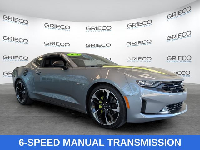 Certified 2021 Chevrolet Camaro LT RWD image 1