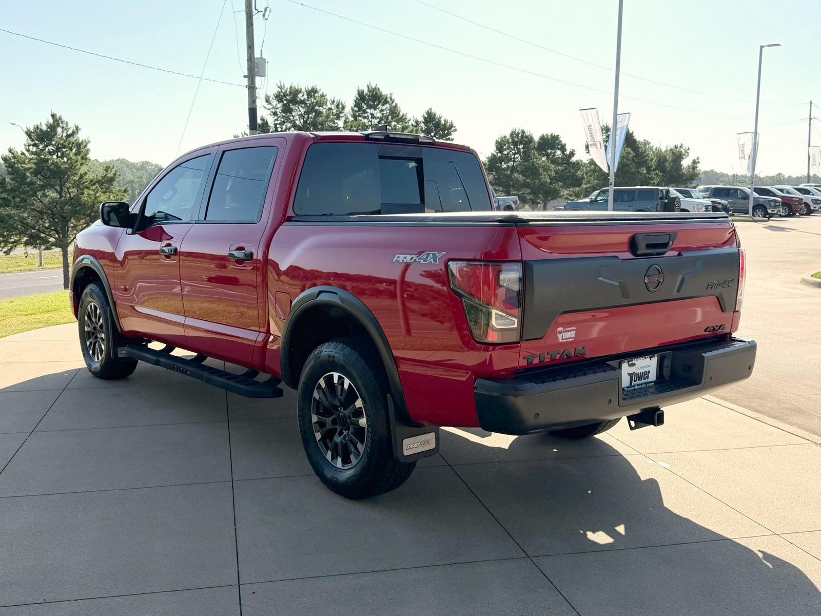 Used 2024 Nissan Titan PRO-4X w/ Off Road Protection Package AWD/4WD image 4