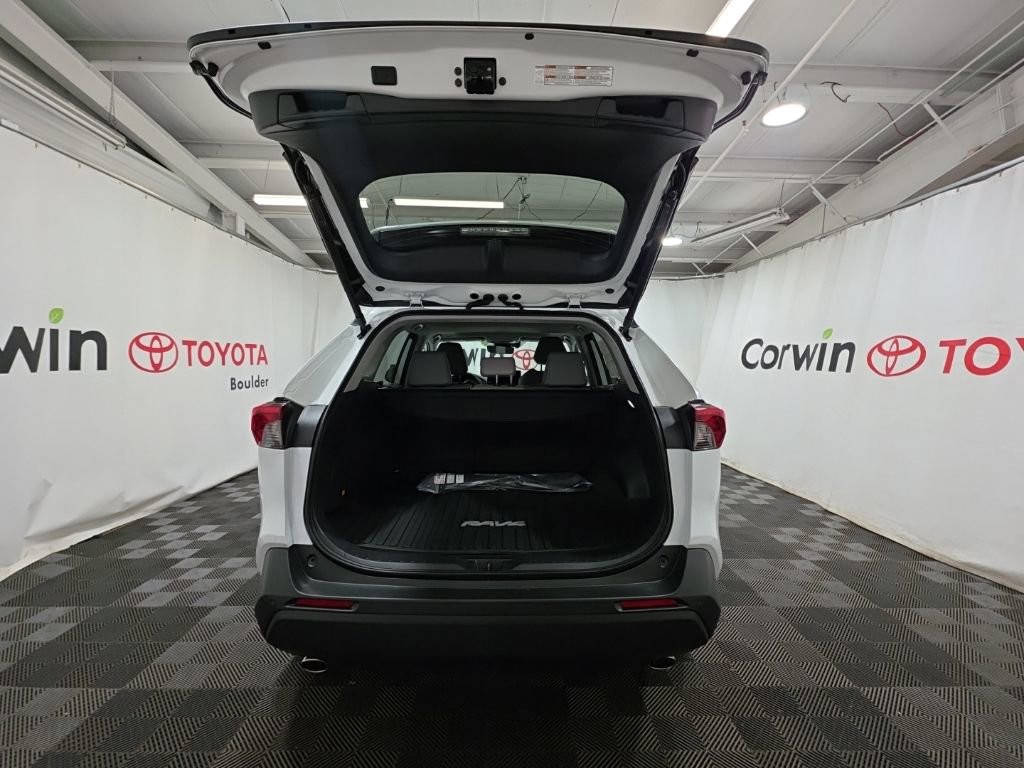 Used 2025 Toyota RAV4 XLE Premium image 6