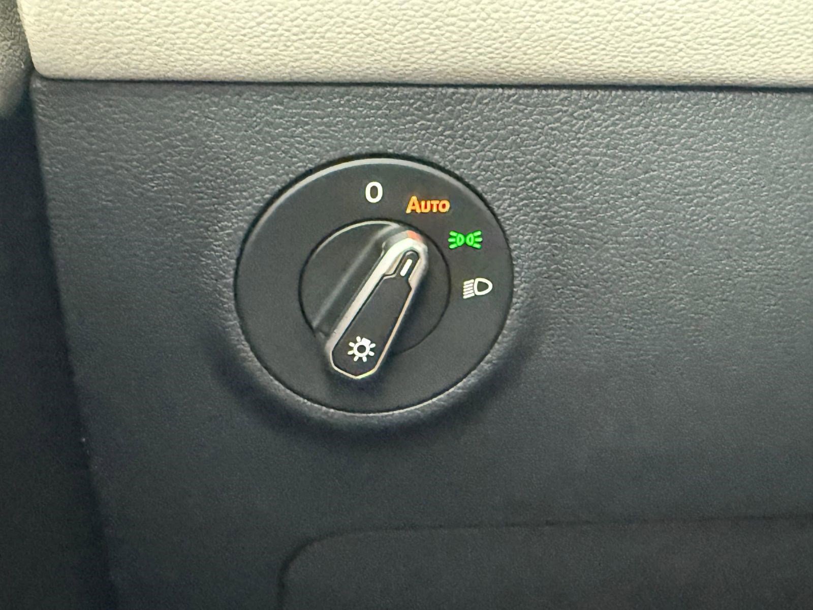 New 2026 Volkswagen Taos S image 17