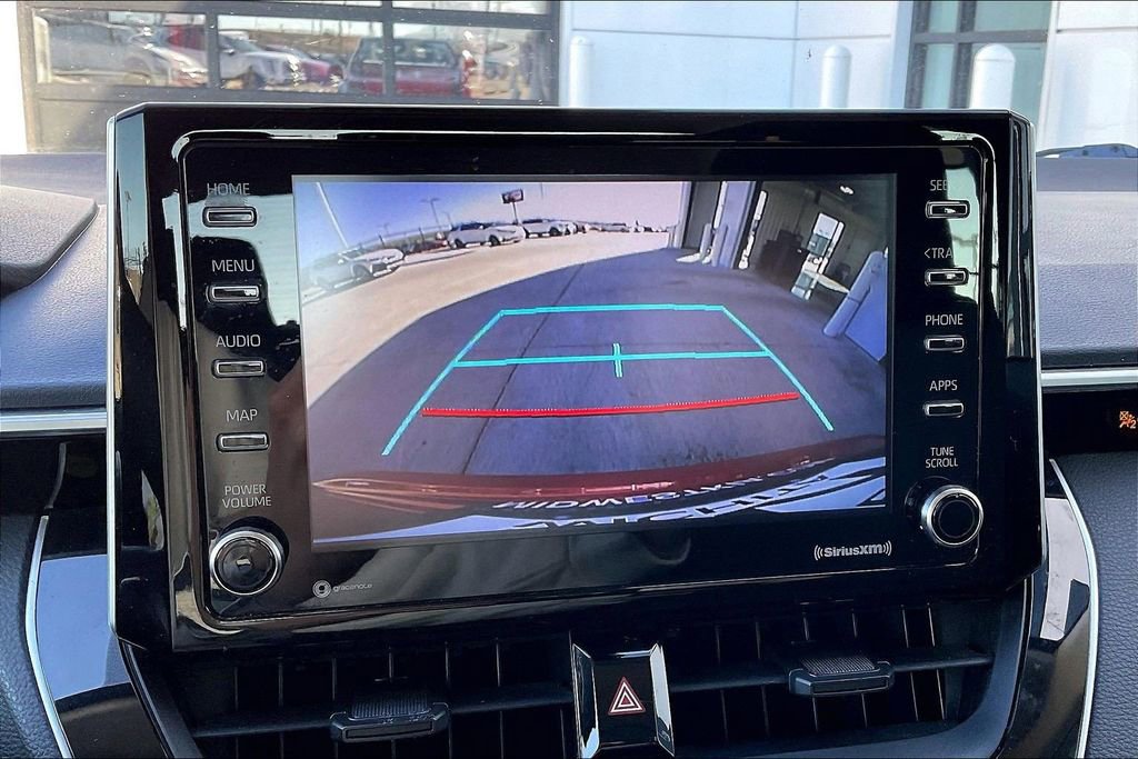 Used 2021 Toyota Corolla LE image 21