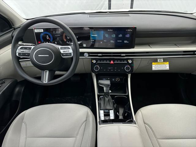 New 2026 Hyundai Tucson SEL FWD image 23