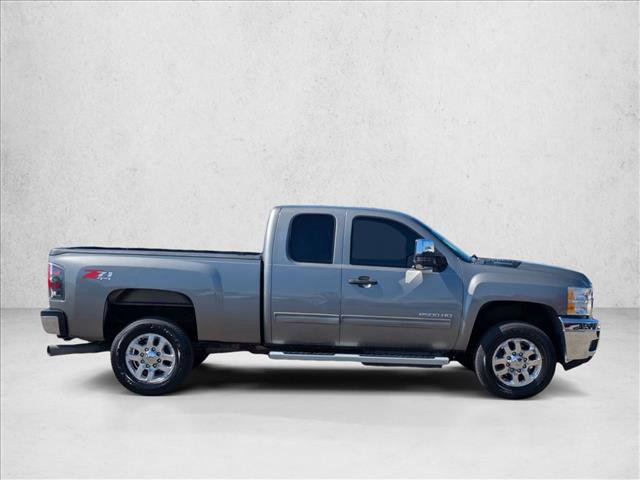 Used 2012 Chevrolet Silverado 2500 LT w/ Interior Plus Package AWD/4WD image 4