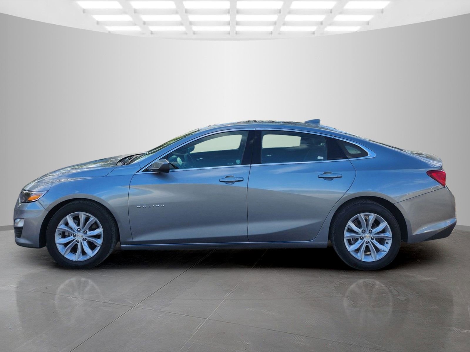 Used 2024 Chevrolet Malibu LT image 4