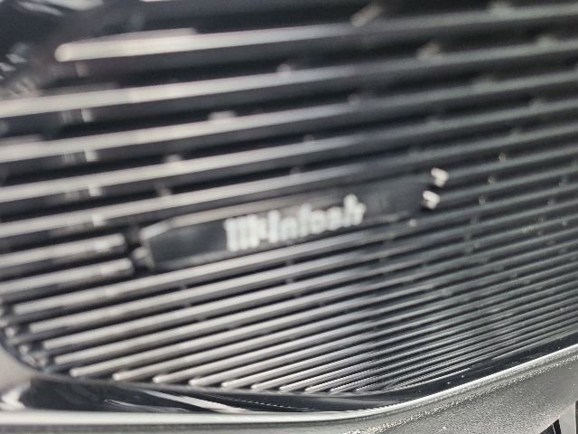 Used 2022 Jeep Wagoneer Series III w/ Premium Group I AWD/4WD image 25