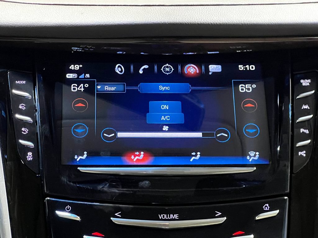 Used 2017 Cadillac Escalade Luxury AWD/4WD image 30