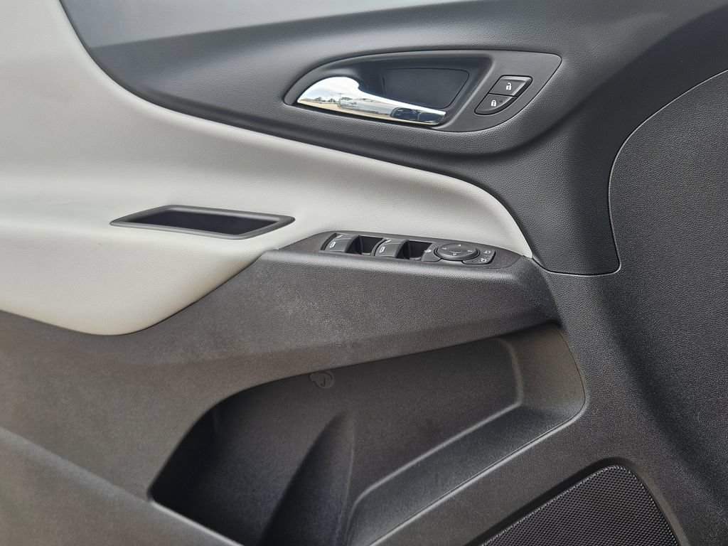 Used 2020 Chevrolet Equinox LS w/ LS Convenience Package FWD image 22