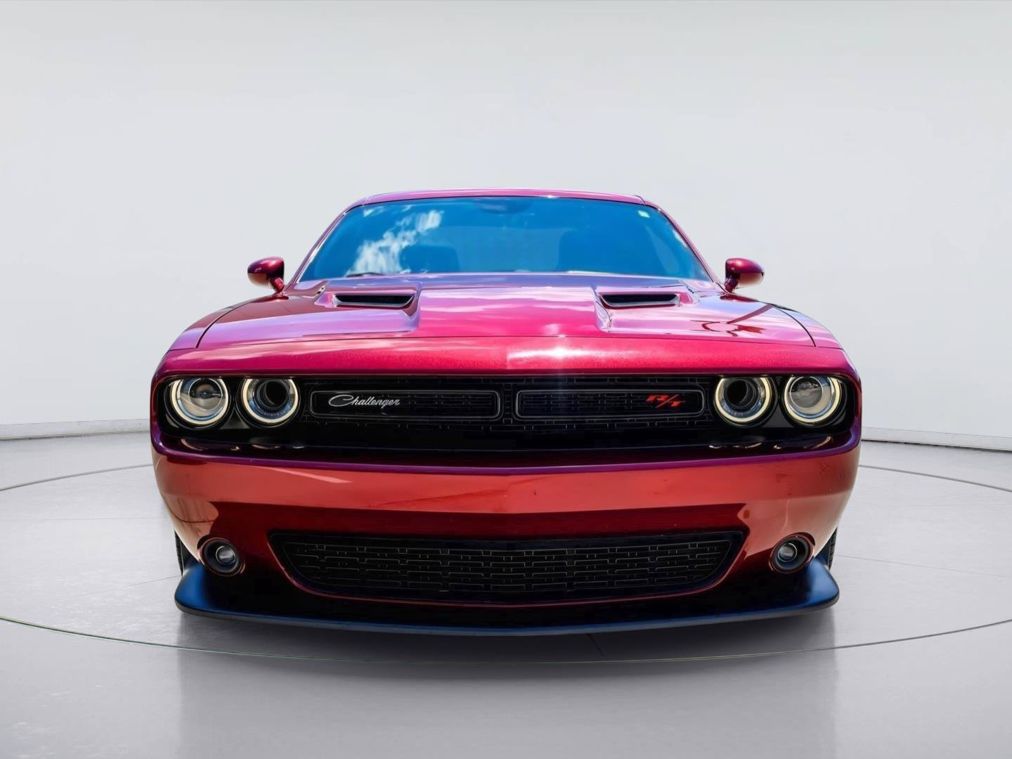 Used 2020 Dodge Challenger R/T Scat Pack w/ Dynamics Package RWD image 3