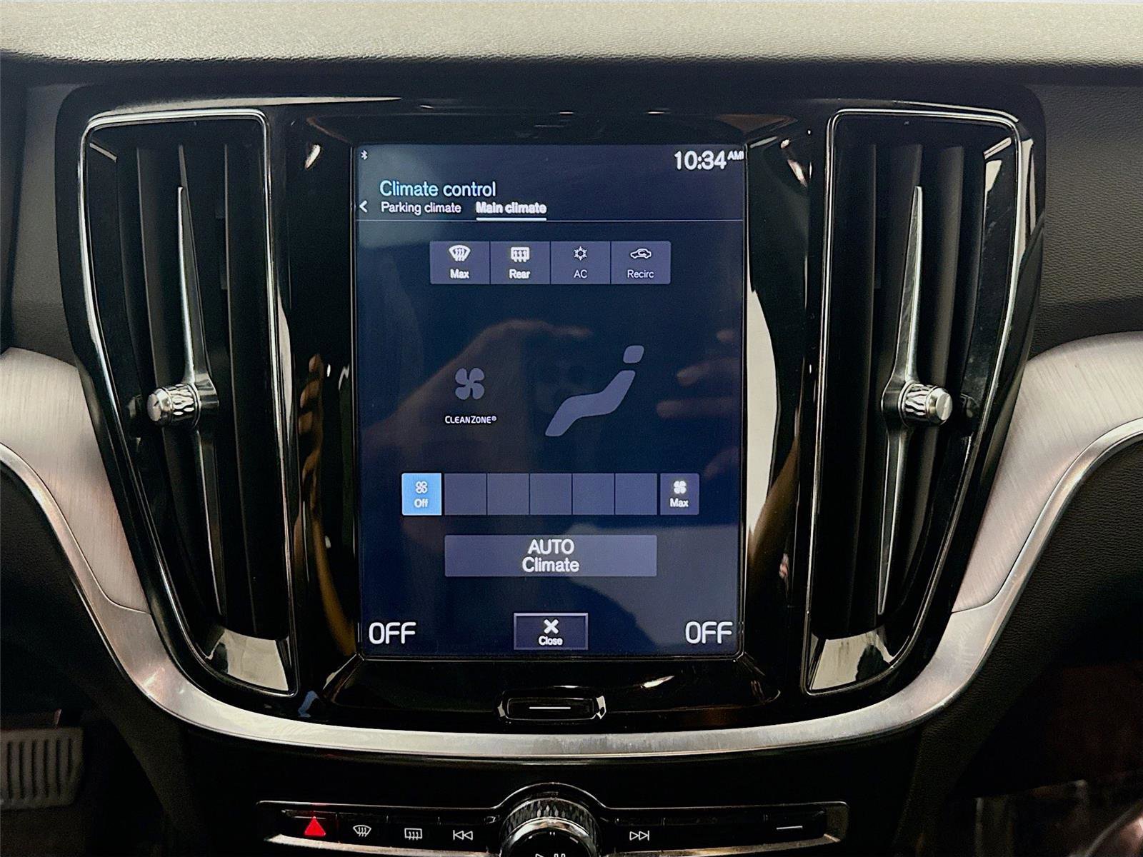 Used 2019 Volvo S60 T5 Momentum w/ Premium Package image 14