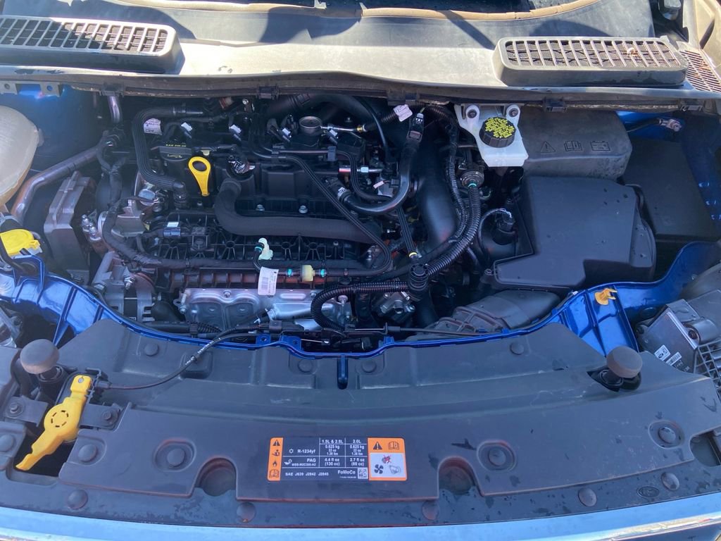 Used 2019 Ford Escape SE image 16