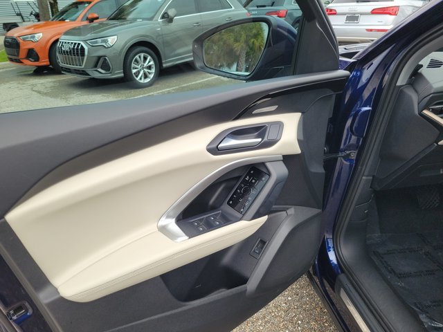Certified 2025 Audi Q5 Premium w/ Premium Plus AWD/4WD image 18