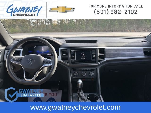 Used 2022 Volkswagen Atlas Cross Sport SE AWD/4WD image 23