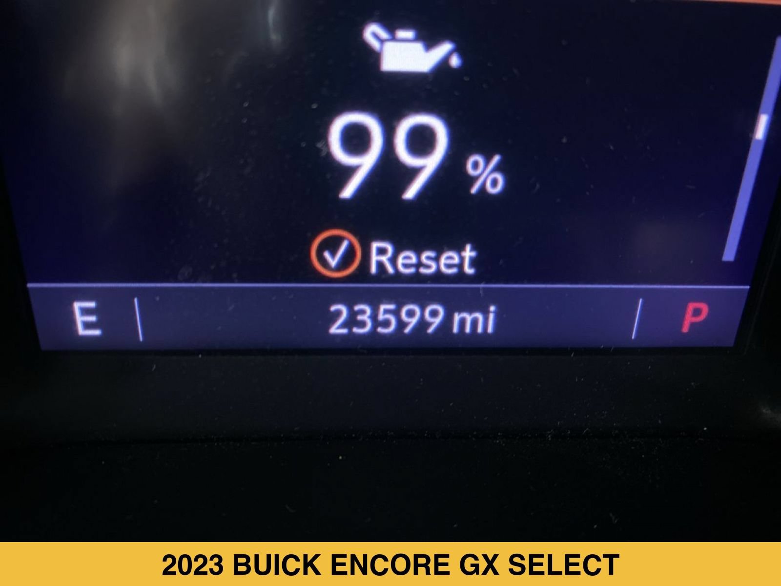 Certified 2023 Buick Encore GX Select w/ Sport Touring Package FWD image 4