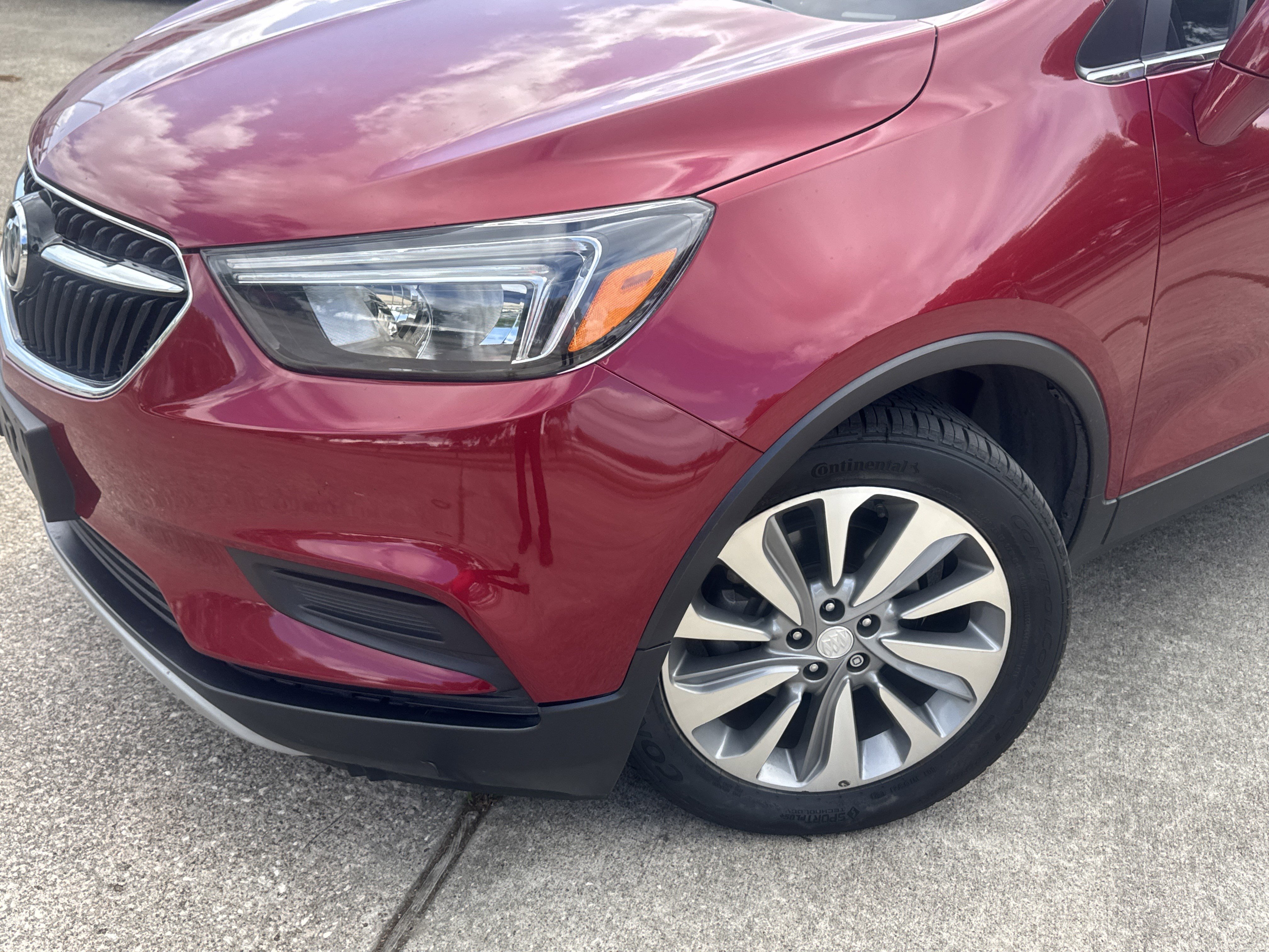 Used 2019 Buick Encore Preferred image 2