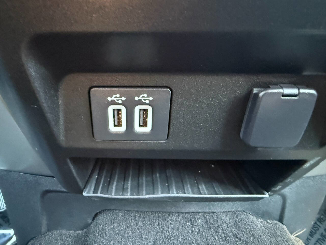 Used 2020 Ford F150 Lariat w/ Max Trailer Tow Package image 46