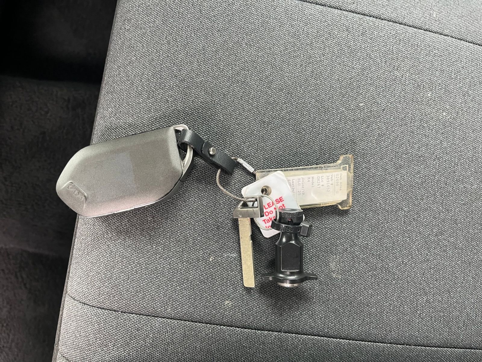 Used 2025 Kia K4 LXS image 23