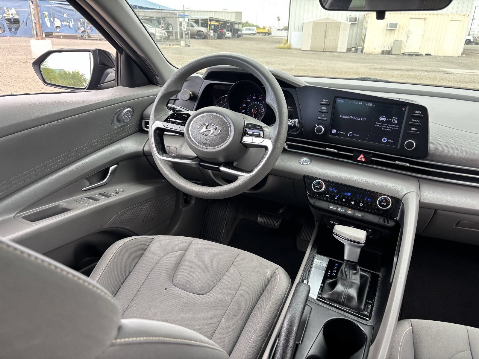 Used 2023 Hyundai Elantra SEL w/ Cargo Package FWD image 15