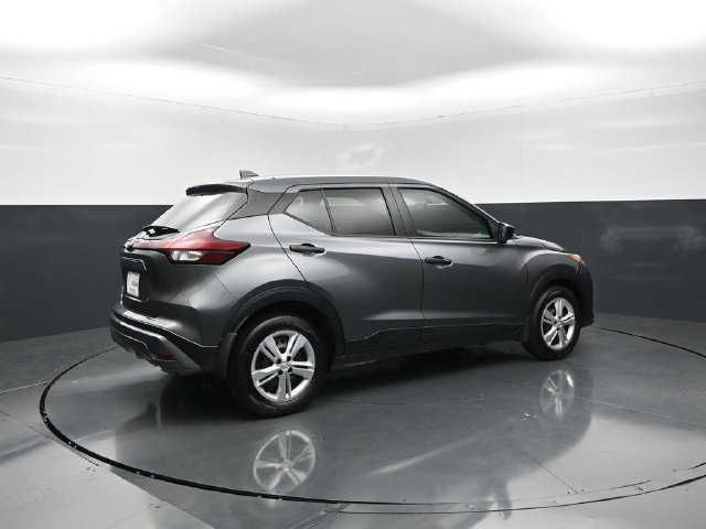 Certified 2025 Nissan Kicks Play S FWD image 7