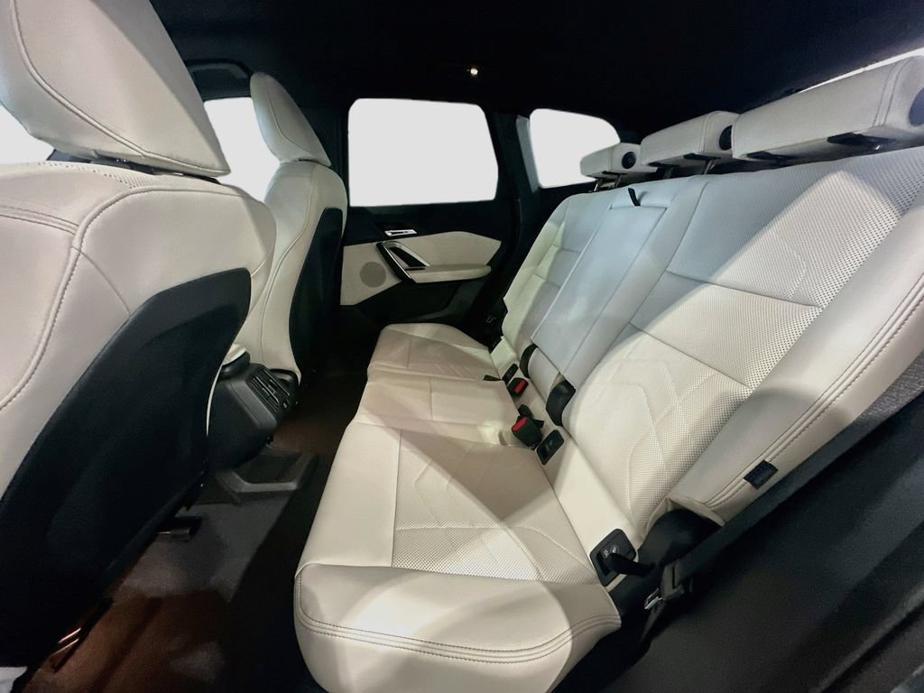 New 2027 BMW X1 xDrive28i AWD/4WD image 25