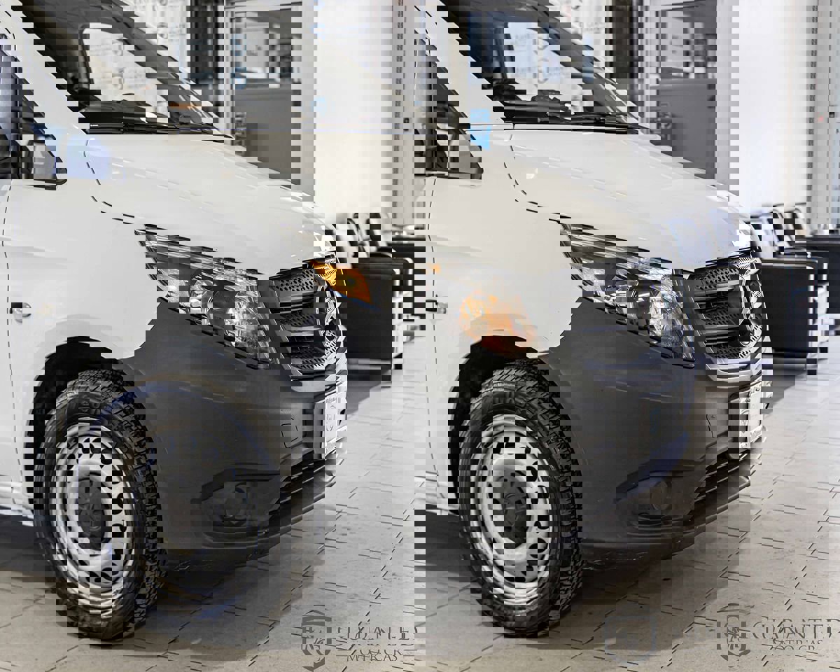 Used 2019 Mercedes-Benz Metris image 4