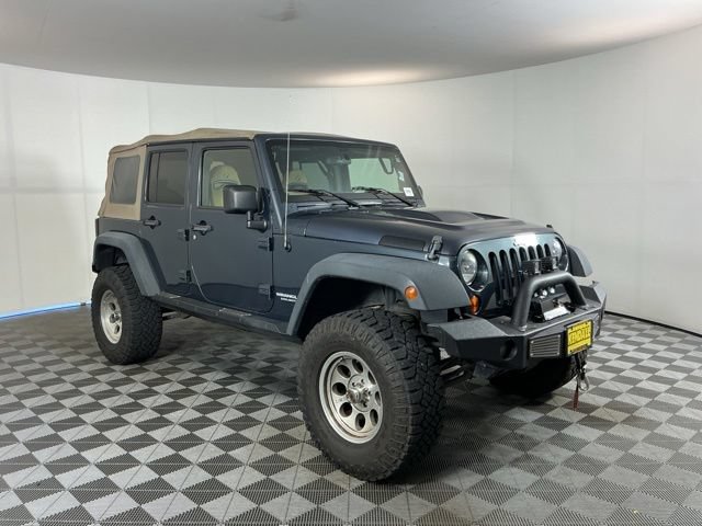 Used 2008 Jeep Wrangler Unlimited Rubicon w/ Dual Top Group AWD/4WD image 3
