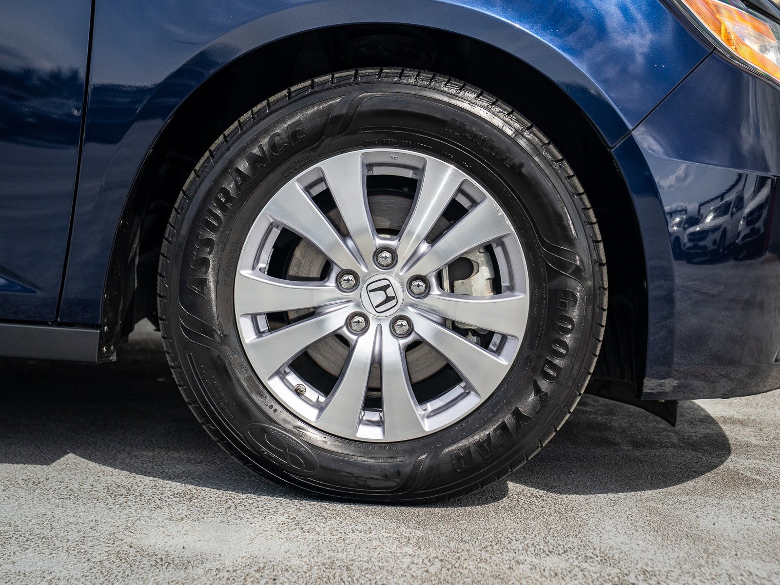 Used 2016 Honda Odyssey EX-L image 16