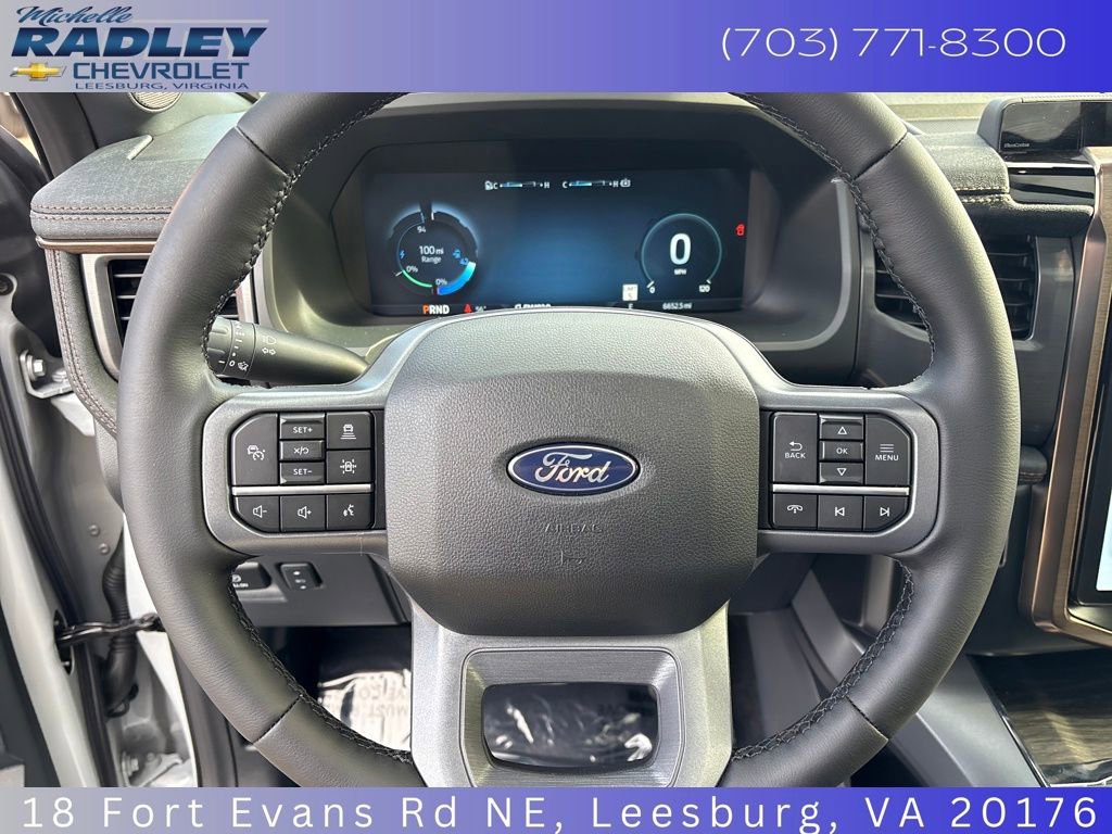 Used 2025 Ford F150 Lightning Lariat image 19