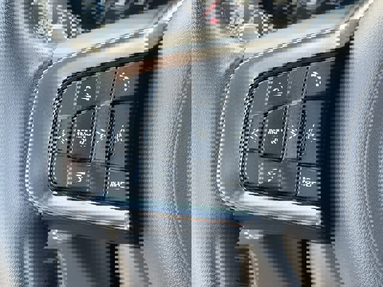 Used 2019 Jaguar F-PACE S image 19