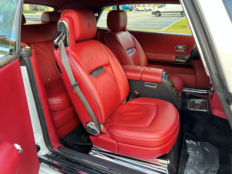 Used 2010 Rolls-Royce Phantom Coupe RWD image 14