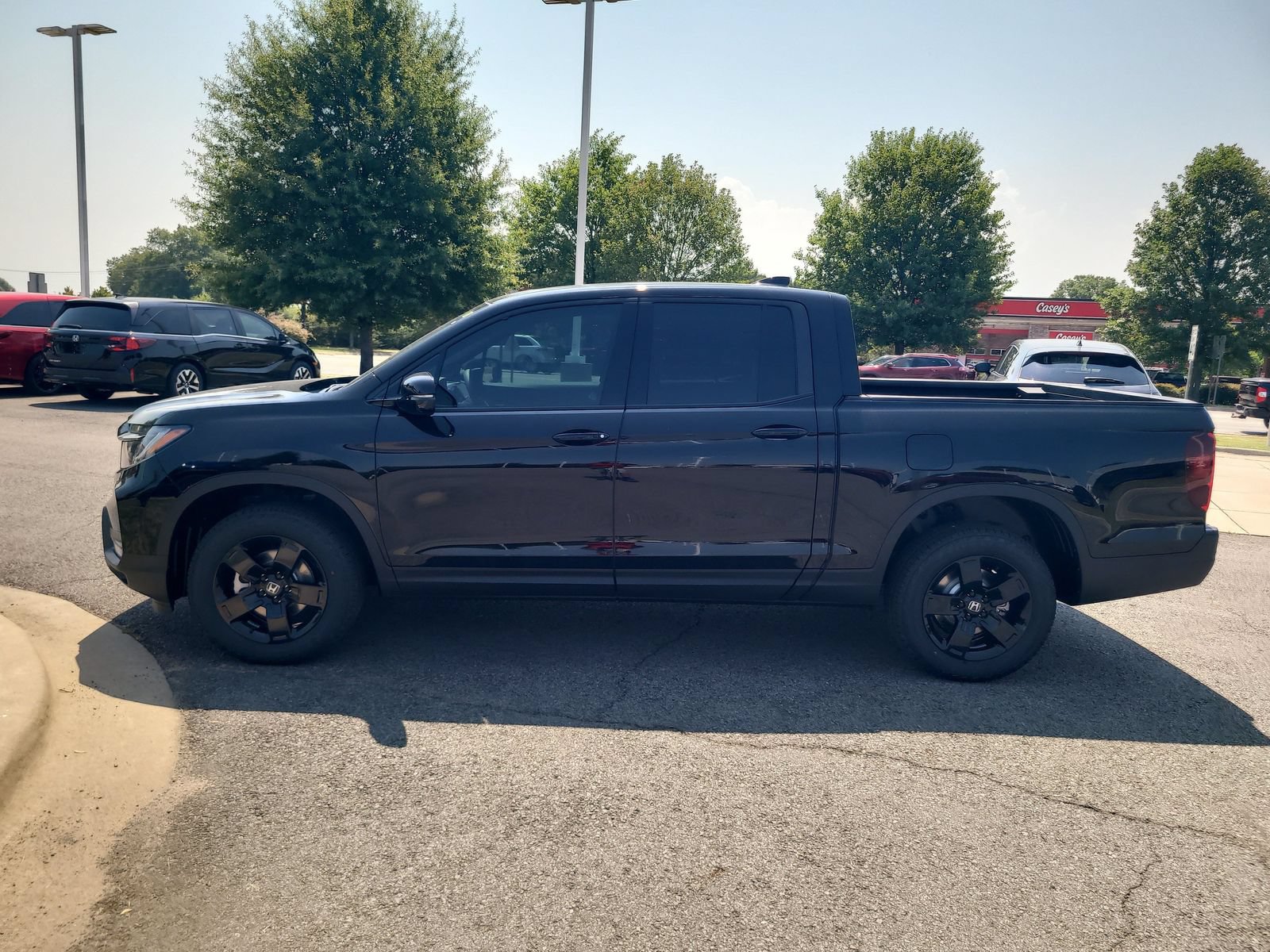New 2026 Honda Ridgeline Black Edition image 6