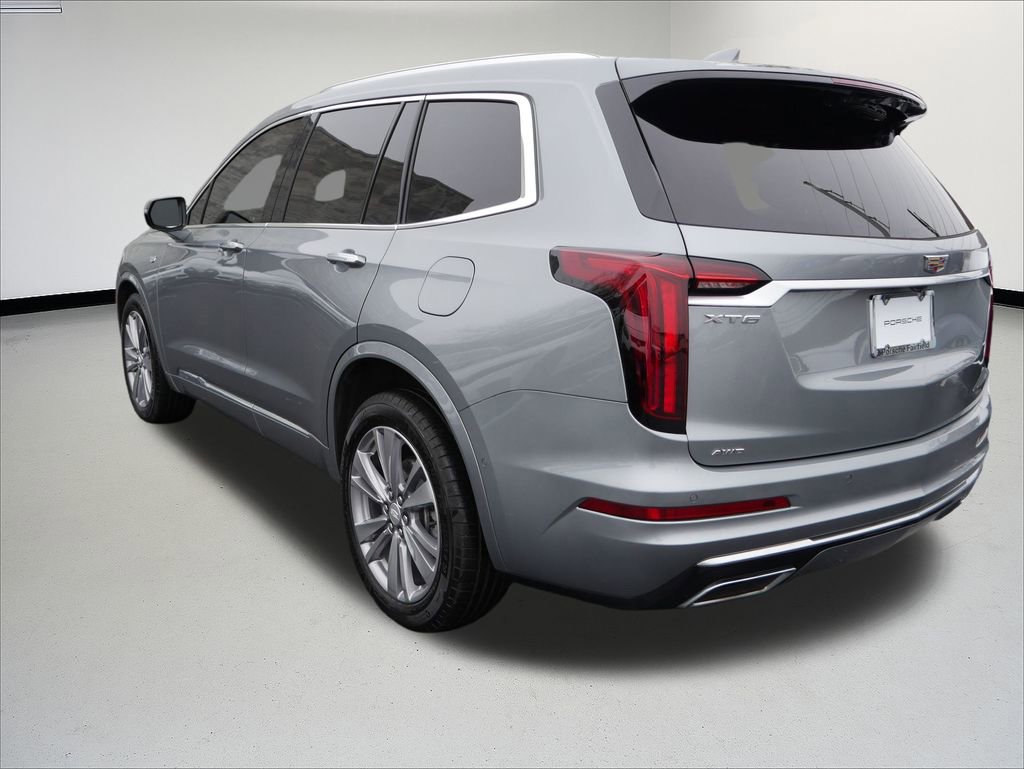 Used 2024 Cadillac XT6 Premium Luxury w/ Technology Package image 3